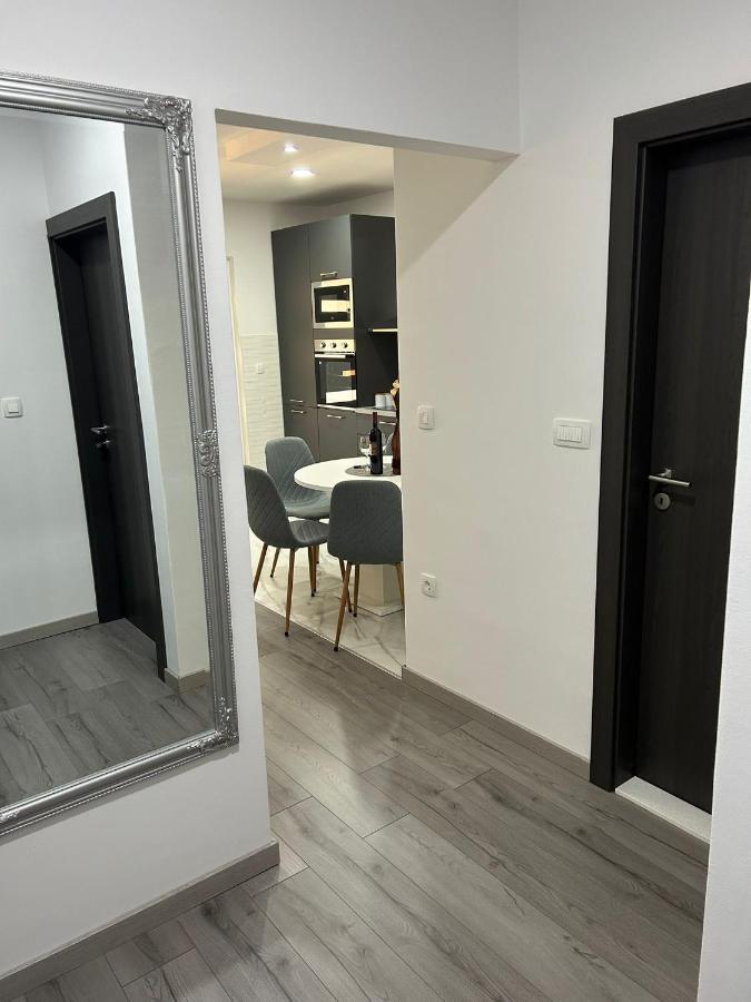 Apartment Marko With A Beautiful View Of The Sea Kastel Sucurac Exterior photo
