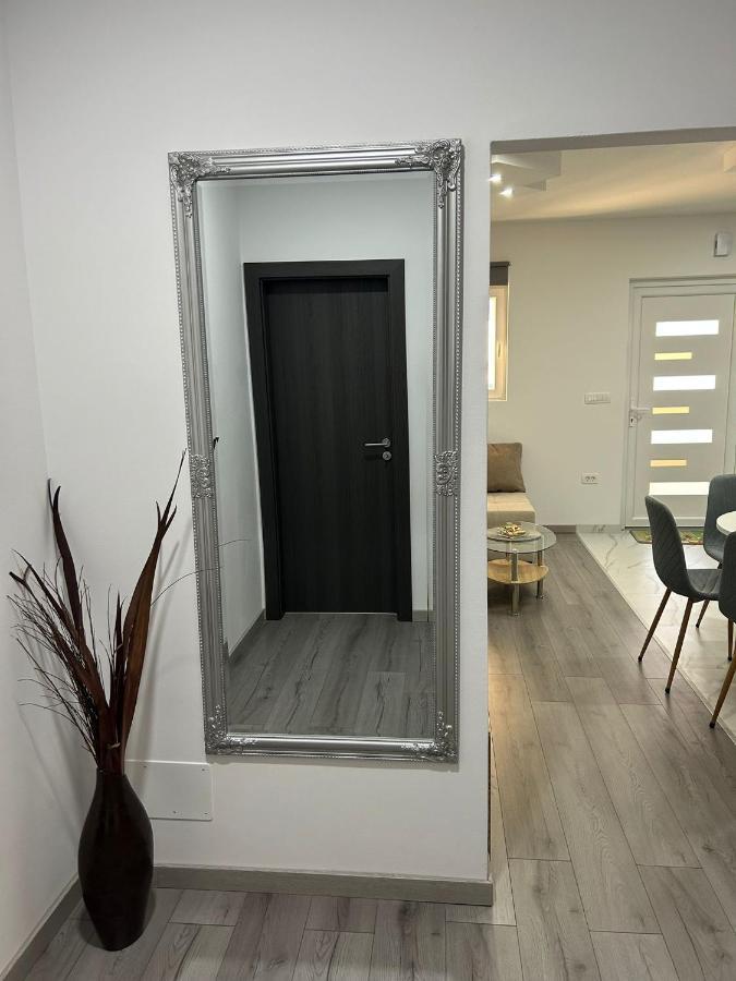 Apartment Marko With A Beautiful View Of The Sea Kastel Sucurac Exterior photo