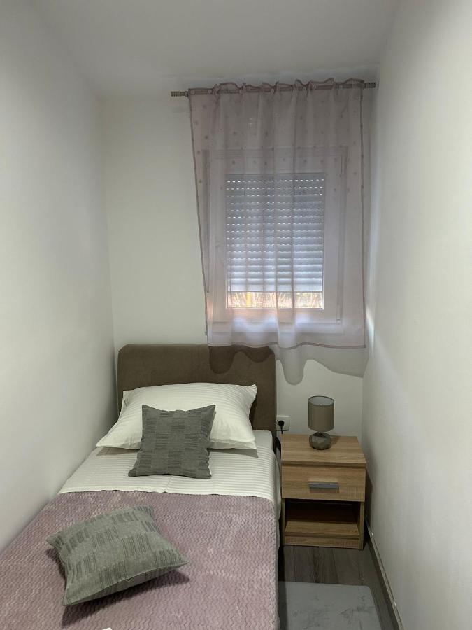 Apartment Marko With A Beautiful View Of The Sea Kastel Sucurac Exterior photo