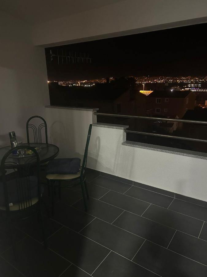 Apartment Marko With A Beautiful View Of The Sea Kastel Sucurac Exterior photo